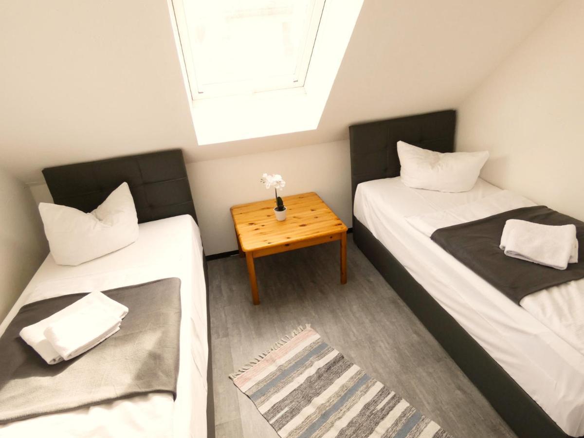 Sunnyhome Monteurwohnungen Und Apartments In Schwandorf Eksteriør billede