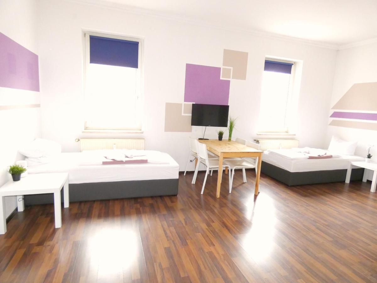 Sunnyhome Monteurwohnungen Und Apartments In Schwandorf Eksteriør billede