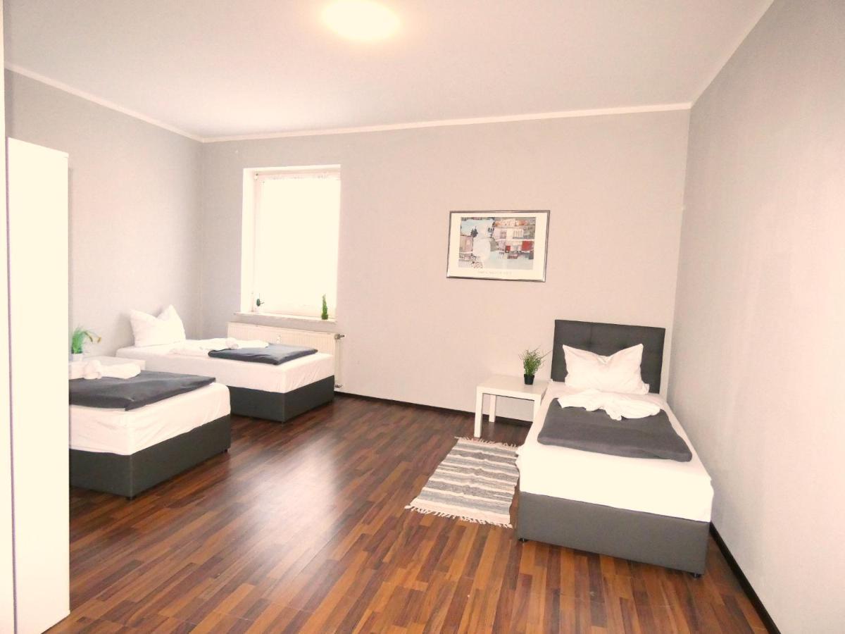 Sunnyhome Monteurwohnungen Und Apartments In Schwandorf Eksteriør billede
