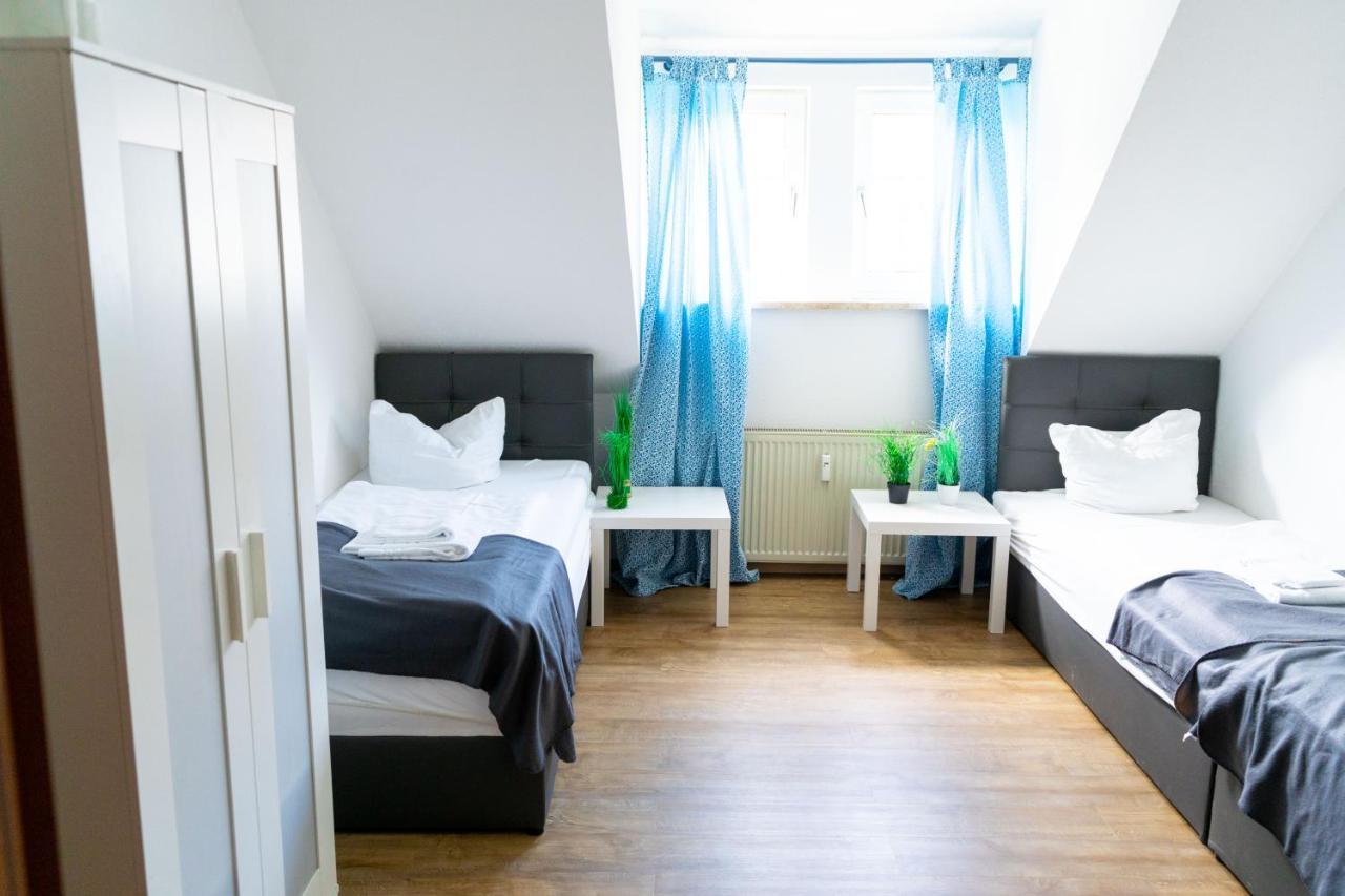 Sunnyhome Monteurwohnungen Und Apartments In Schwandorf Eksteriør billede