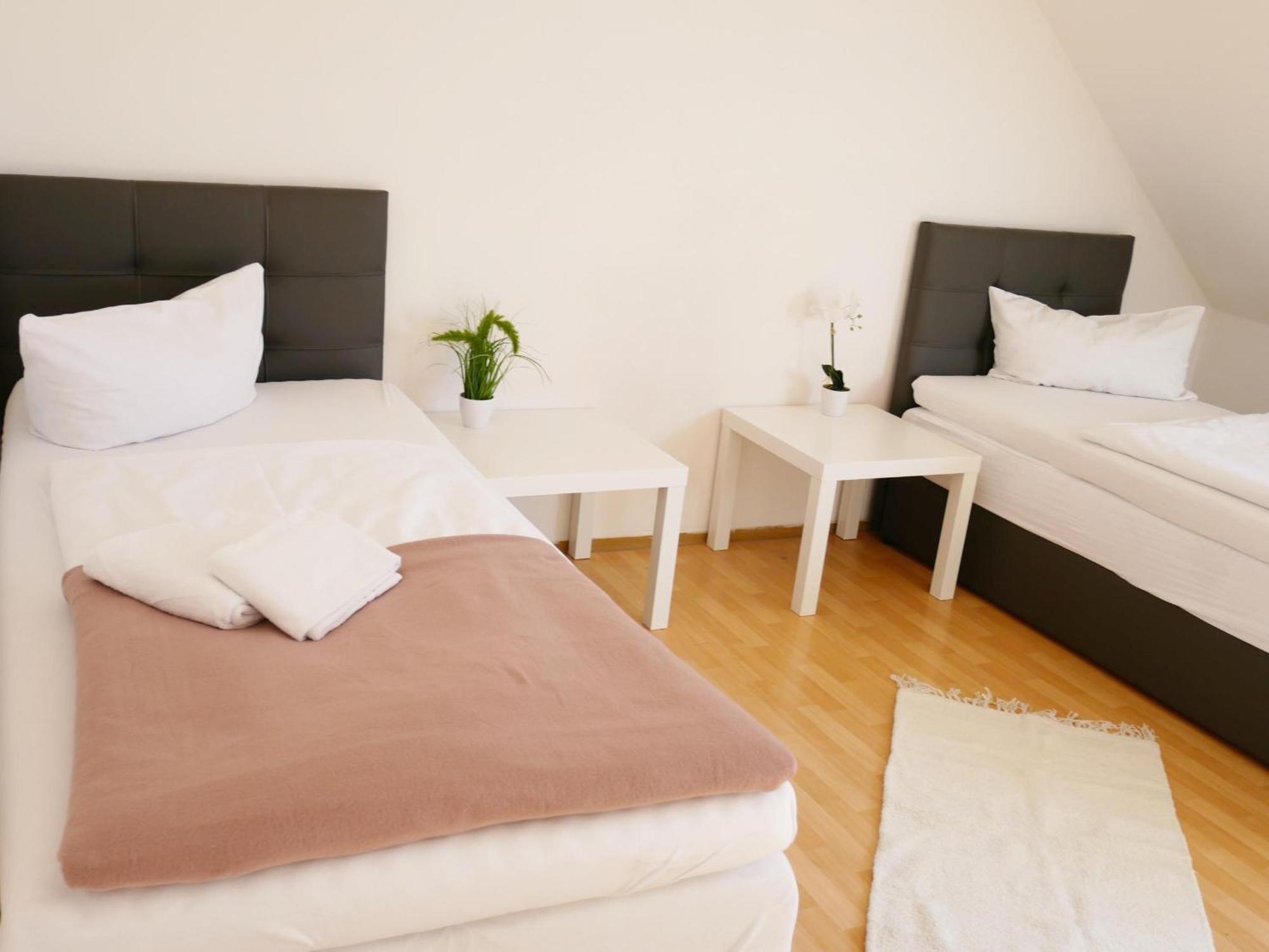 Sunnyhome Monteurwohnungen Und Apartments In Schwandorf Eksteriør billede